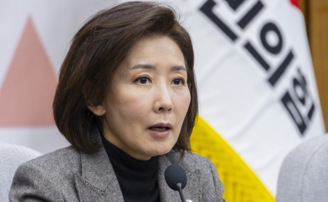 '천정궁 가셨나' 묻자 나경원 