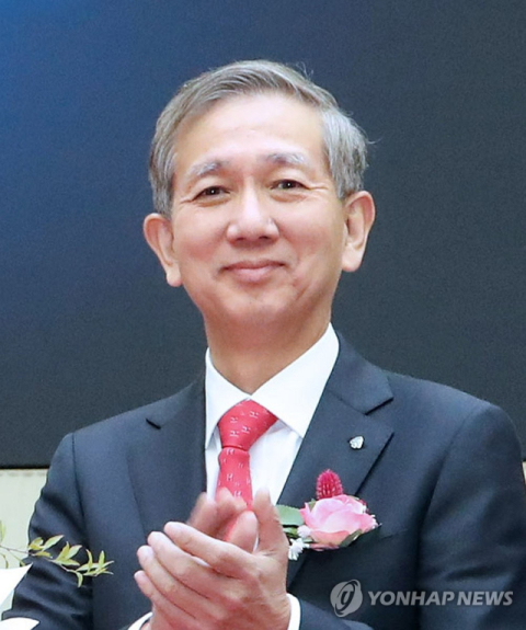 제7대 금융투자협회장에 신영證 황성엽 대표 ... 변화 택했다