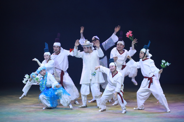 토끼 날다. 유일 극단 제공.