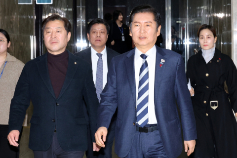 與 통일교 특검 전격 수용…지지율 하락 극복, 2차 내란특검 빌드업? 