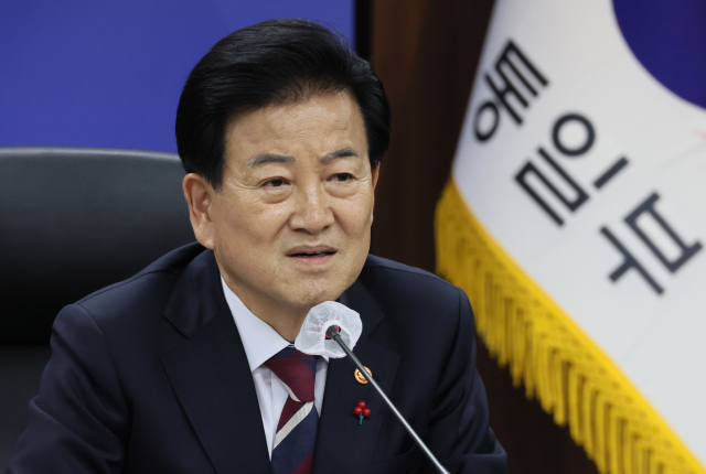 대통령·총리 이어 통일부도 '북향민'…탈북민 명칭 바뀌나