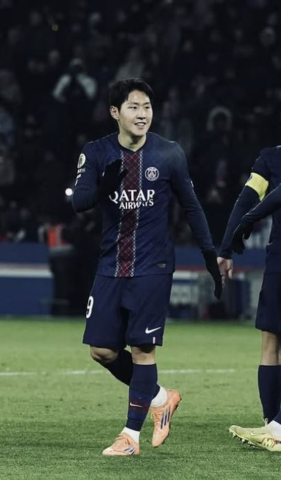 '파리 지옥' 갇힌 이강인, EPL 진출 희망 보이는 오현규 