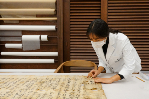 대구간송미술관, 개관 이후 지역 지류문화유산 30점 복원 성공