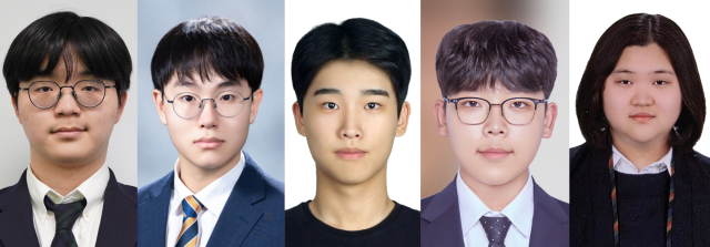 2025 대한민국 인재상을 수상한 대구와 경북지역 고등학생들의 모습. 사진 왼쪽부터 대국국제고 권효준, 대구과학고 김은성, 대구국제고 김한서, 경북소웨고 김동영, 이서고 김나언 학생의 모습. 대구·경북교육청 제공