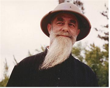 루이 델랑드 신부. 촐처 예수성심시녀회