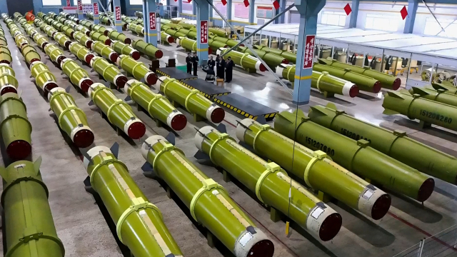 또 미사일 시험발사… 잇달아 군사력 과시하는 北