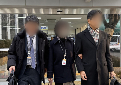 '전재수에 자서전 전달' 간부 소환…한학자 최측근, 피의자 전환