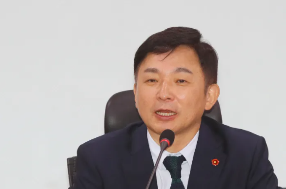 6차례 연장에도…민중기특검, 원희룡 출국금지 결국 해제