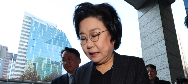 '계엄 옹호' 이혜훈 머리 숙였다…