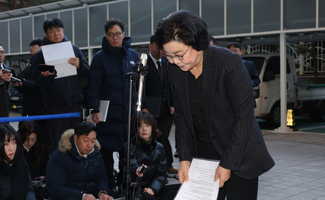 '계엄 옹호' 이혜훈 머리 숙였다…