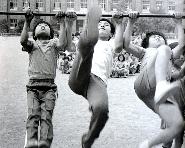 준특2석 장정일 작 