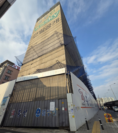 36년 방치 골든프라자 새해엔 새롭게 태어날까