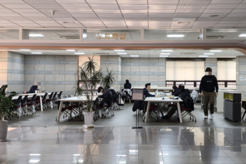 [청년취업 절벽]