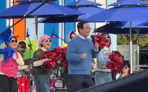 '구청장 백댄서' 광주 북구 女공무원들 훈계·주의 조치