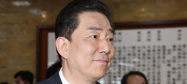 민주 새 원내대표 '4개월 잔여임기' 두고 눈치 게임 돌입