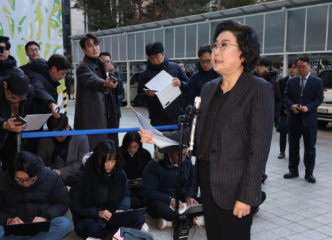 여권, '보수 인사' 영입 지방선거로 향할수록 본격화하나