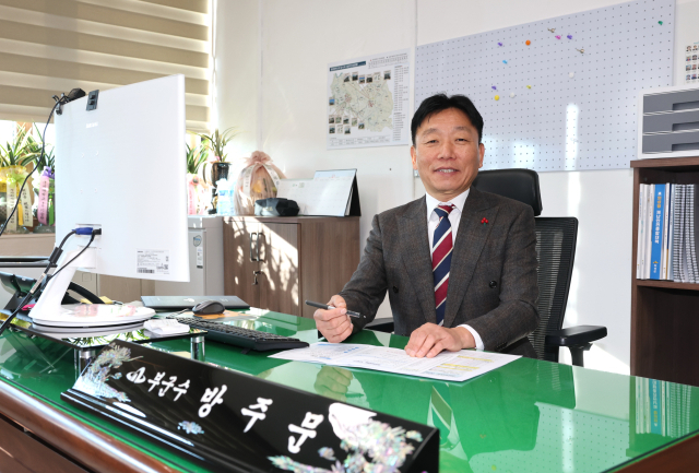 [인물수첩] 방주문 의성부군수