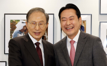 장동혁 만난 이명박 