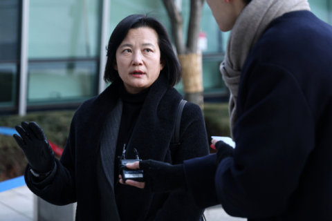 [속보] 법원, '강등' 정유미 검사장 인사명령 취소 집행정지 신청 기각