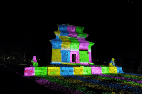 새해 자정, 타종과 함께 경주 분황사 석탑에 울려퍼진 '빛의 사자후'