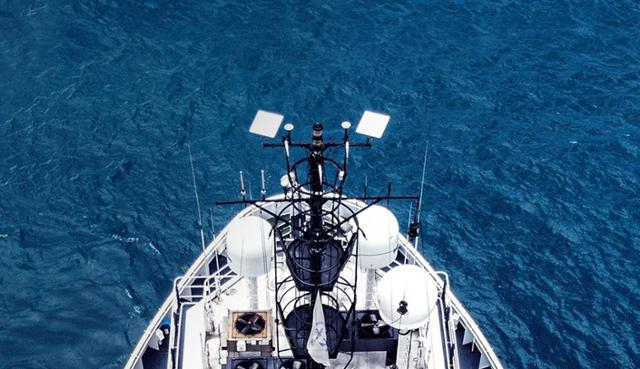 KT 샛(SAT)의 해양통신에 스타링크를 적용한 서비스를 제공한다. KT 샛 제공
