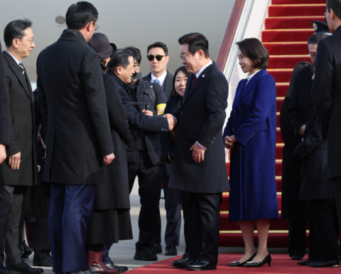 이재명 대통령 공항 영접에 중국 측 현직 장관 나와