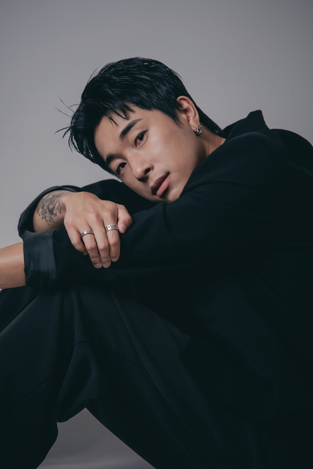 타악 국악단원 겸 래퍼 