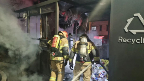 안동 아파트 분리수거장 화재… 담뱃불 부주의 추정