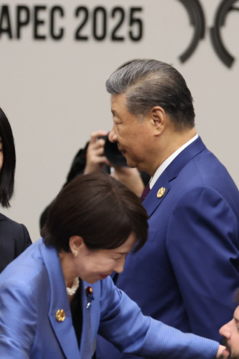 中, 日에 '이중용도 물자' 수출 통제…희토류 관련주 급등