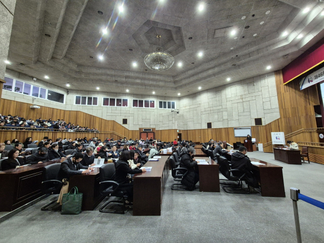 6일 대구문화예술회관 달구벌홀에서 열린 대구연극협회 제46차 정기총회에서는 제16대 임원 개선의 건이 상정돼 협회장 선거가 진행됐다. 협회 제공