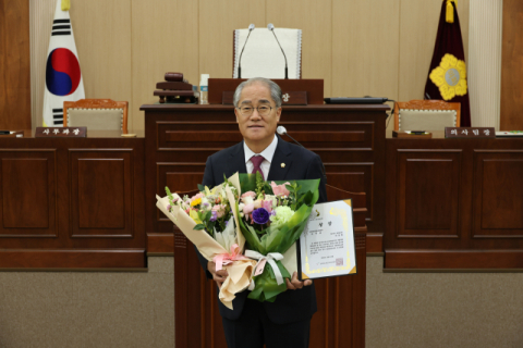 이승훈 봉화군의원, 전통주 조례로 '매니페스토 약속대상' 수상