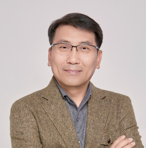 [시각과 전망-엄재진] 공무원 조직 흔들고 있는 '공천 과열 경쟁'