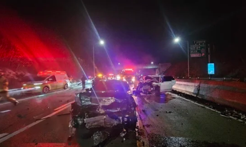 크루즈 켜놓고 졸다 사고현장 '쾅'…고속도로서 11명 사상자 낸 30대 송치