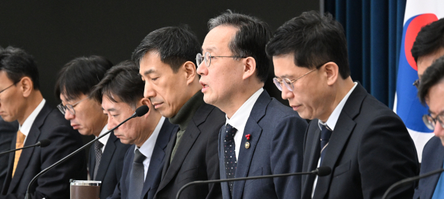 TK 산업판 바뀐다…정부, 미래차·로봇·반도체 집중 육성