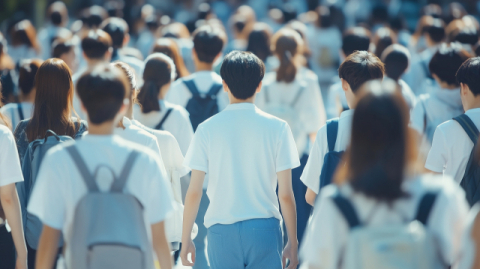 교복 입은 정치 연수생 등장…'청소년 정치 참여' 갑론을박