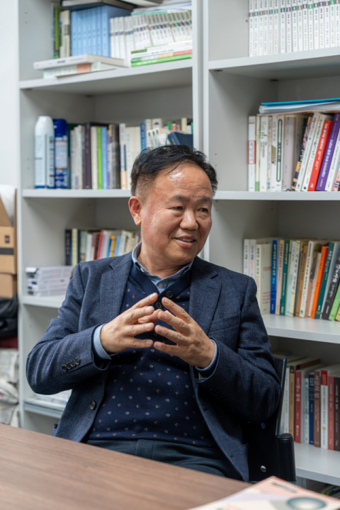 [김건표의 픽 인터뷰]'전환도시 춘천포럼'을 이끌고 있는 이재수 전 춘천시장 