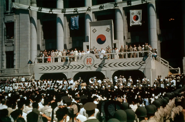 1948년 8월15일 대한민국 정부수립 기념식 모습.