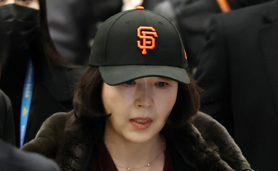 '강선우 1억 의혹' 김경, 경찰 첫 조사 종료…재소환 방침