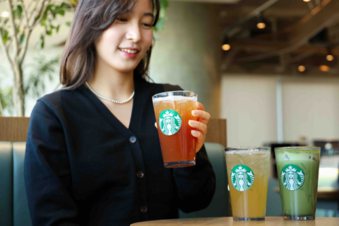 '아아' 대신 '티(Tea)' 찾는다… 스타벅스에 부는 20대의 '차(茶)바람'