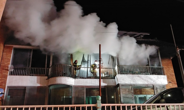 김천시 어모면 빌라 화자 현장 모습. 경북소방본부 제공