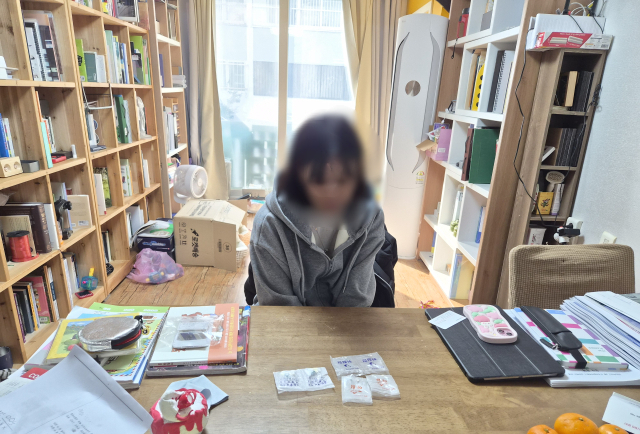 [이웃사랑] 우울·가난 물든 아이들…엄마의 고군분투