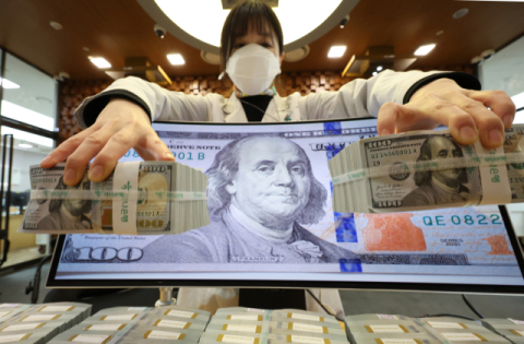 고환율, 李정부 과도한 통화량 때문? 논란 재점화