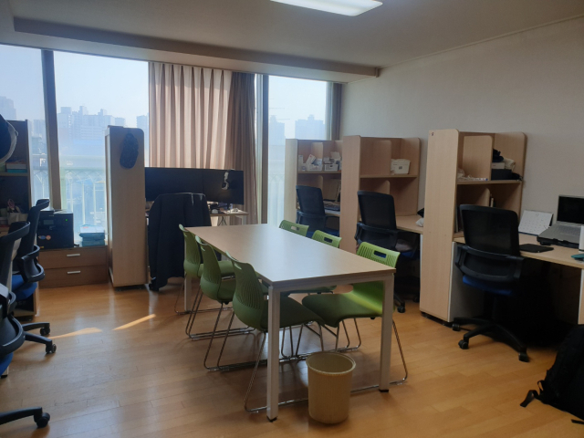 재경청송학사의 학생들 공부방의 모습. 청송군 제공