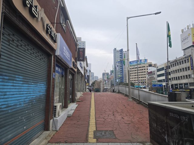 19일 오전 찾은 대구 반월당역 인근. 이곳 일대는 남구청이 구상 중인 호국보훈로드에 포함된 