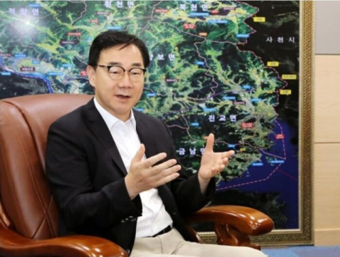 하승철 하동군수, 강제추행 혐의 '기소 의견' 송치