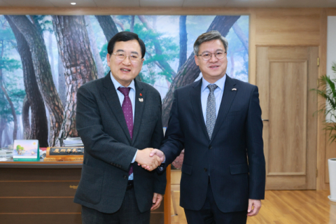 주낙영 경주시장, 주부산중국총영사 접견…한·중 교류·Post-APEC 협력 논의   