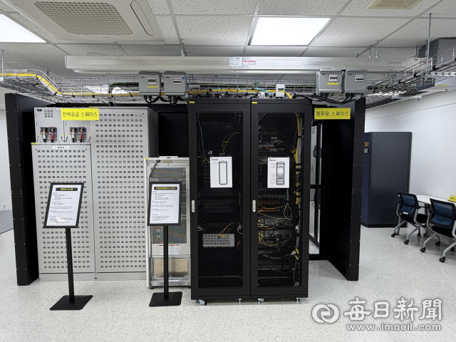 포항TP 경북AI데이터센터에 설치된 데이터 테스트베드 장비. 포항TP 제공