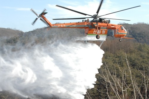 전남 광양 민가서 난 화재, 산불로 확산…소방 '대응 2단계' 상향