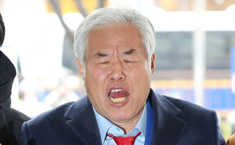 '서부지법 난동사태 배후 의혹' 전광훈 목사 구속 송치