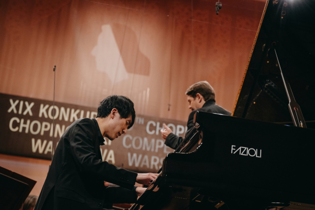 피아니스트 에릭 루